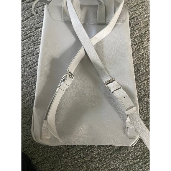 NWOT Pebbled Gray Leather Envelope Backpack Boho Festival Rocker Everywhere Tote main image 10
